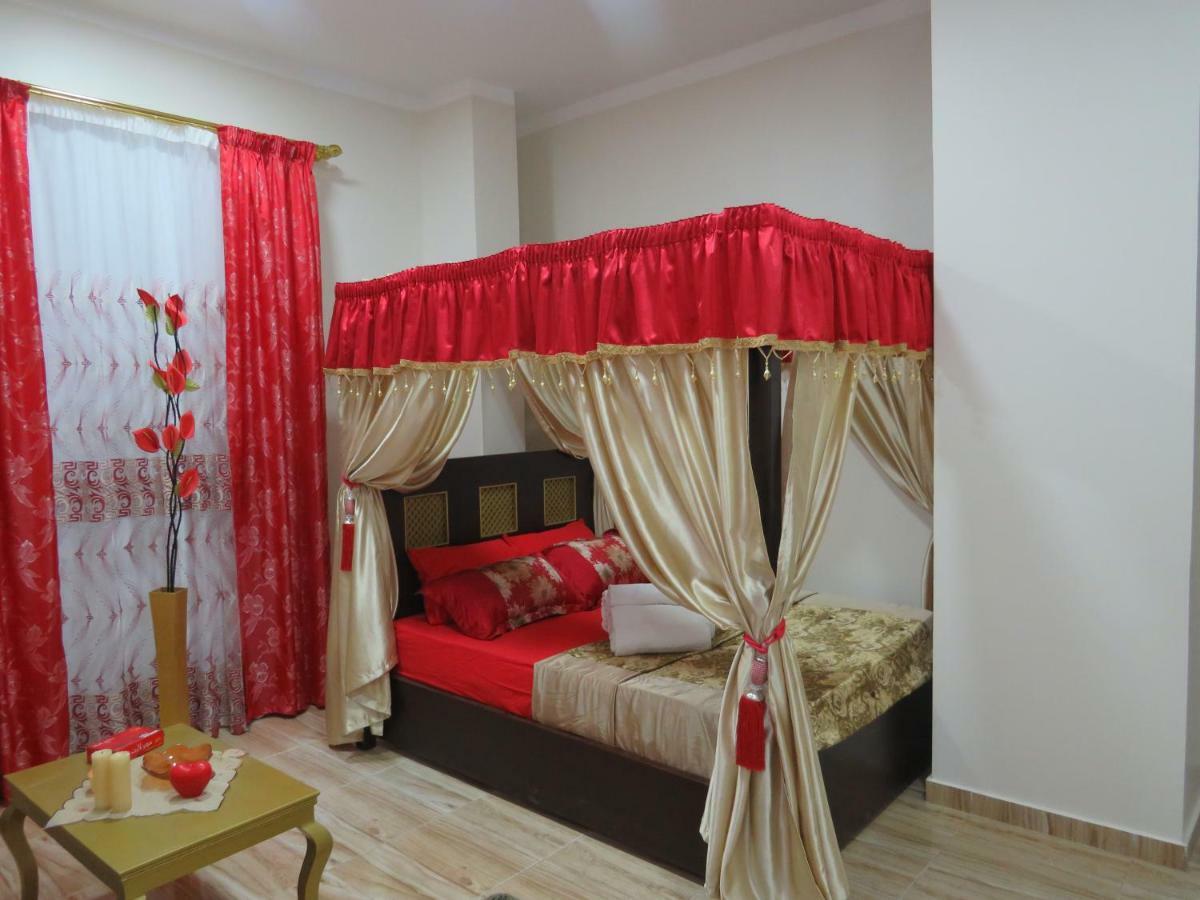 Apartments Yin Yang Redsealine Gurdaka Kültér fotó
